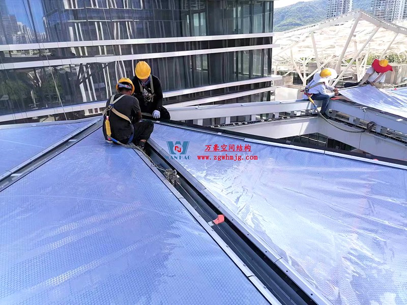 縱使烈日炎炎，腳步從未止歇！海南這個ETFE氣枕膜項目施工進度有最新消息
