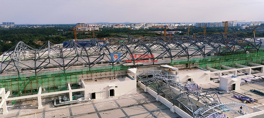 全力以赴高效推進(jìn)項目施工，高質(zhì)量完成建設(shè)任務(wù)