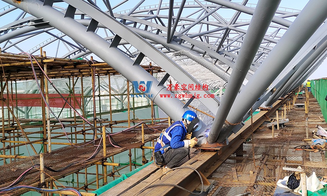 全力以赴高效推進(jìn)項目施工，高質(zhì)量完成建設(shè)任務(wù)